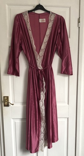 Vintage burgundy red cream