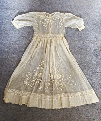 Vintage child cream sheer - child’s,