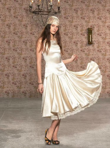 Vintage satin ivory midi - satin,